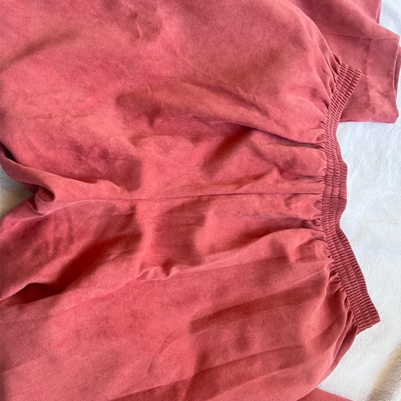 Dusty pink slacks - Picture 3 of 4